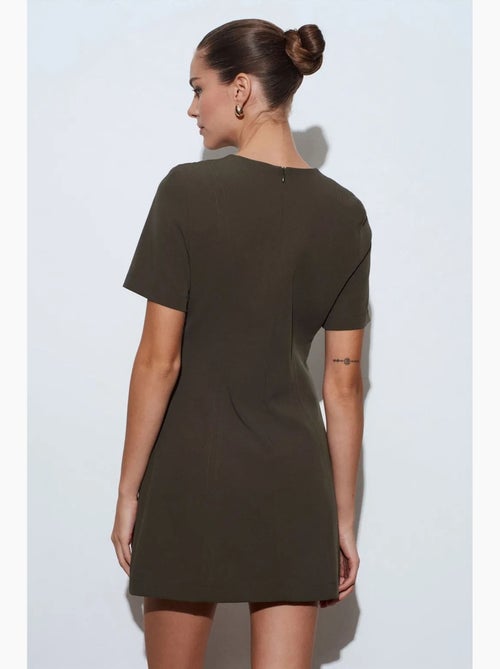 Robe courte droite à fermeture éclair dilvin - Kiabi Robe courte droite à fermeture éclair dilvin - Kiabi