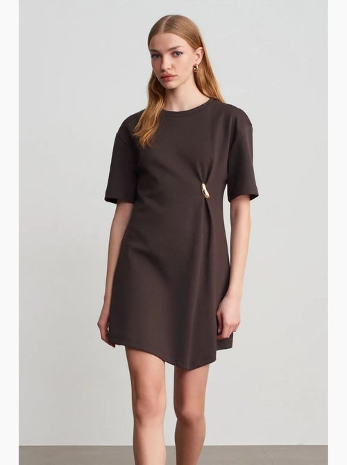 Robe courte droite femme dilvin - Kiabi Robe courte droite femme dilvin - Kiabi