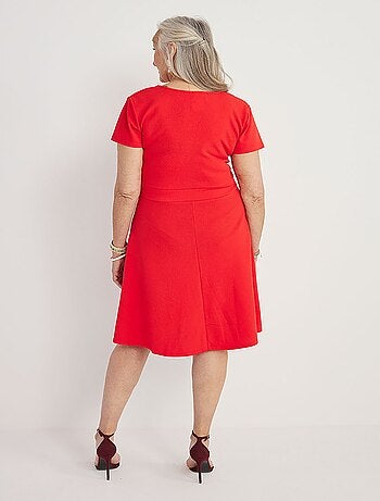 Robe courte effet drapé maille gaufrée