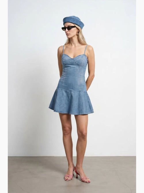 Robe courte en denim sans manches dilvin - Kiabi Robe courte en denim sans manches dilvin - Kiabi