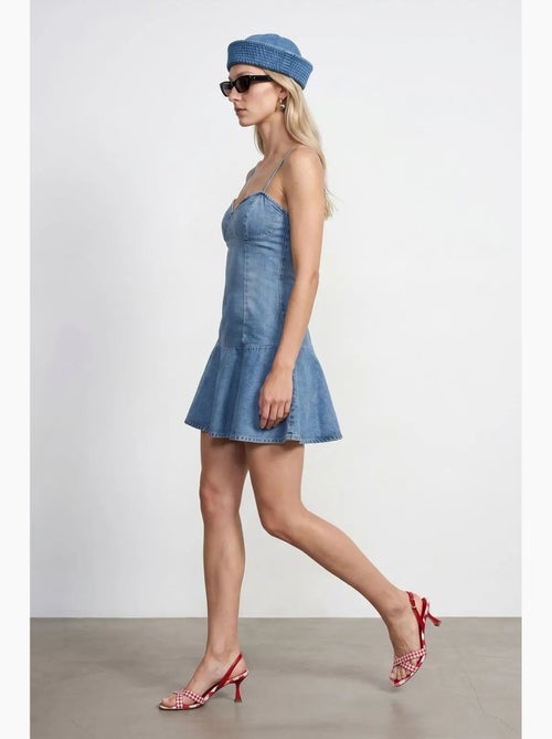 Robe courte en denim sans manches dilvin - Kiabi Robe courte en denim sans manches dilvin - Kiabi