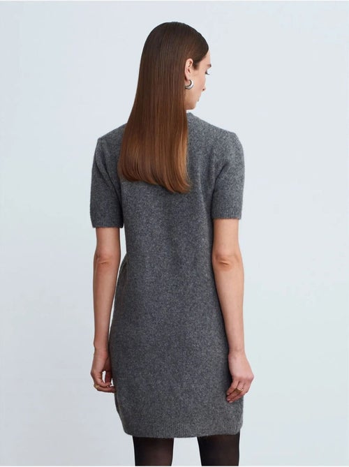 Robe Courte En Maille Côtelée - Kiabi Robe Courte En Maille Côtelée - Kiabi