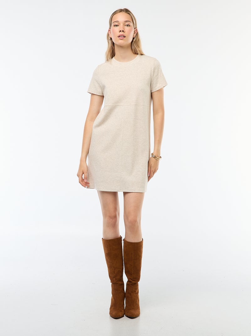 Robe courte en maille doudou côtelée Beige - Kiabi