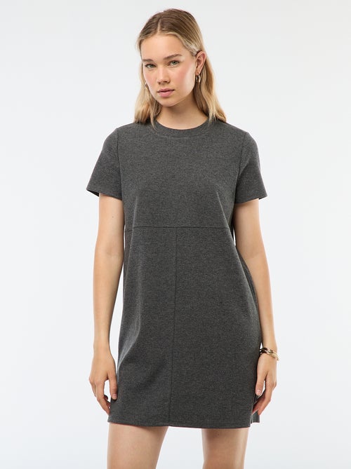 Robe courte en maille doudou côtelée - Kiabi