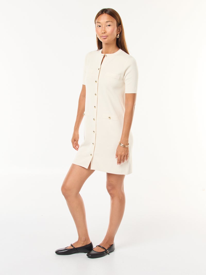 Robe courte en maille lourde boutonnée Beige - Kiabi
