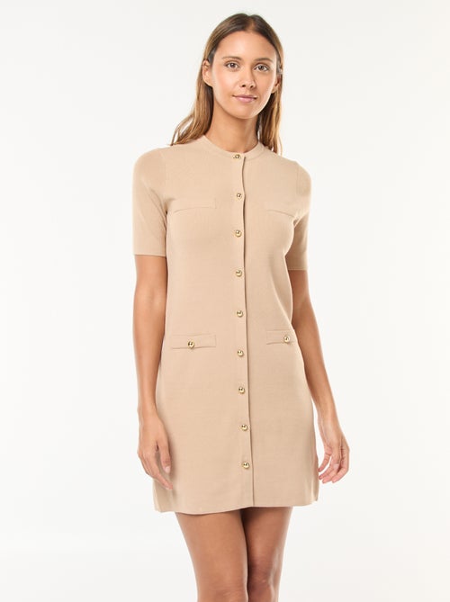 Robe courte en maille lourde boutonnée - Kiabi