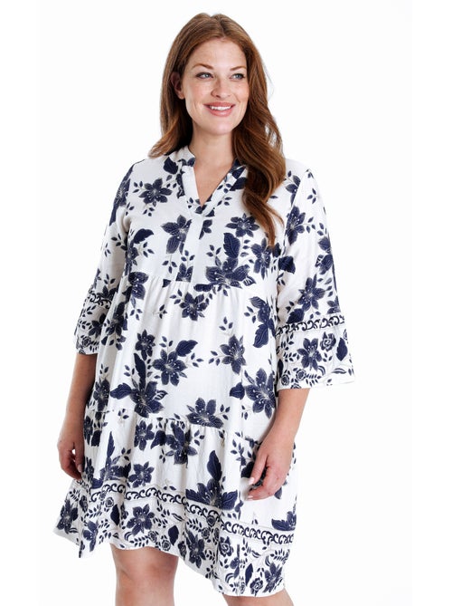 Robe courte en viscose imprimé floral PAPRIKA - Kiabi Robe courte en viscose imprimé floral PAPRIKA - Kiabi