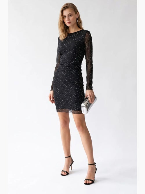 Robe courte moulante à sequins avec détail pierre mixray - Kiabi Robe courte moulante à sequins avec détail pierre mixray - Kiabi