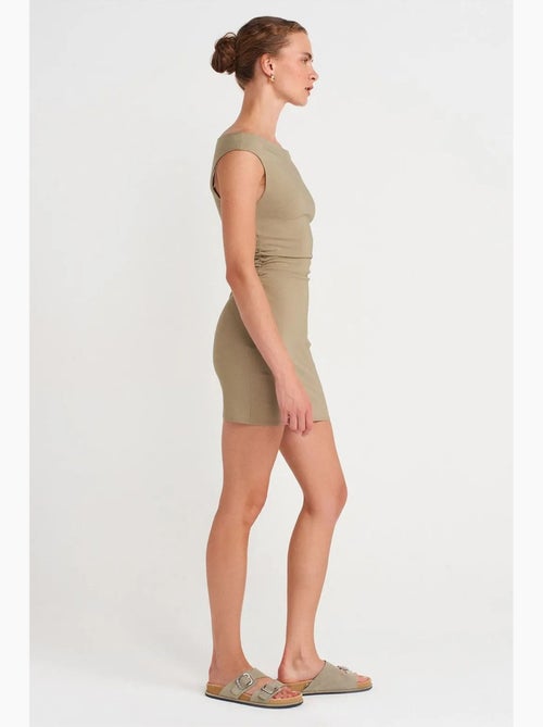 Robe courte moulante bardot dilvin - Kiabi Robe courte moulante bardot dilvin - Kiabi