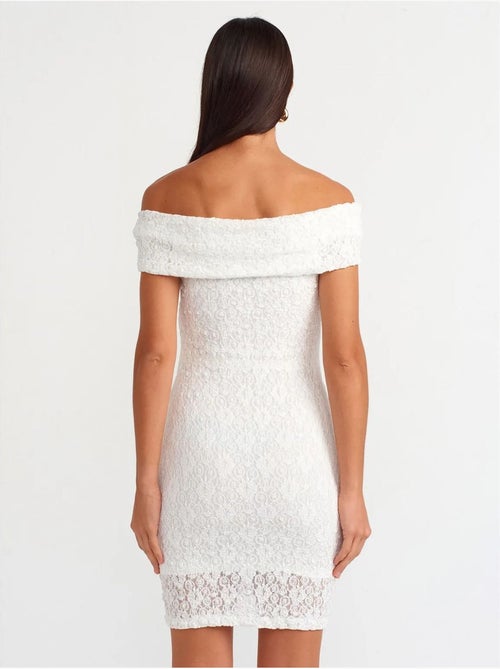 Robe Courte Moulante En Dentelle - Kiabi Robe Courte Moulante En Dentelle - Kiabi