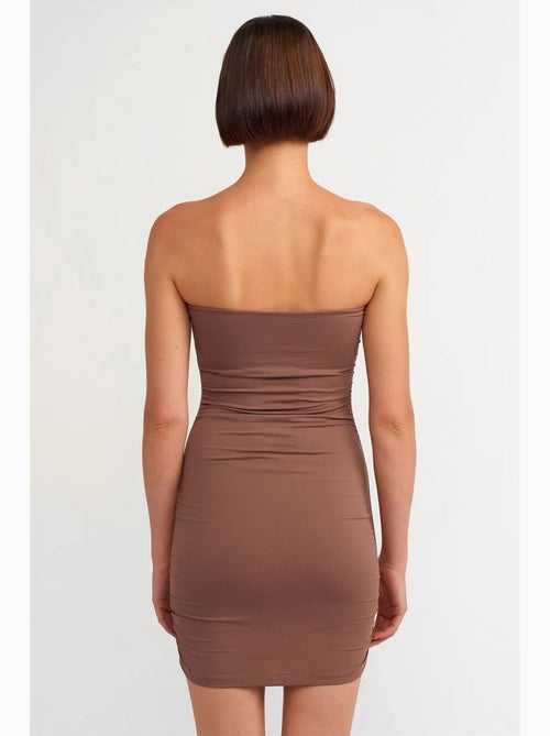 Robe courte moulante sans bretelles dilvin - Kiabi Robe courte moulante sans bretelles dilvin - Kiabi