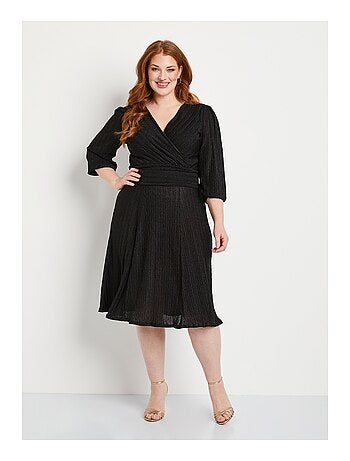 Robe courte pailletée cache-coeur