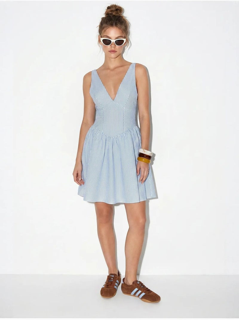 Robe courte patineuse sans manches à rayures et col v lucci Bleu ciel - Kiabi