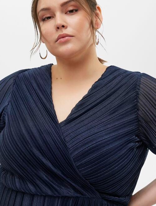 Robe courte plissée 'Vero Moda Curve' - Kiabi