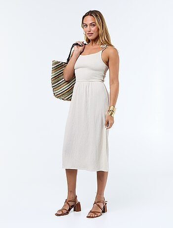 Robe courte smockée unie