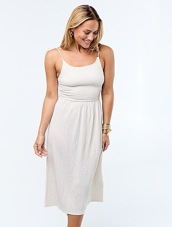 Robe courte smockée unie