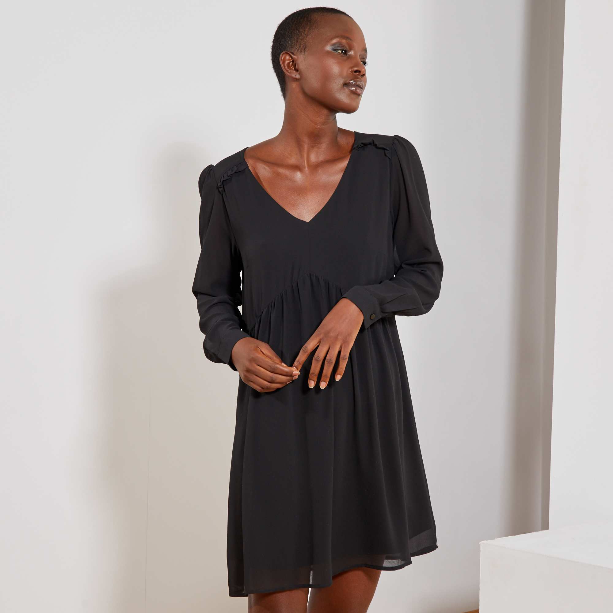 Robe courte style babydoll Femme noir Kiabi 18,00€