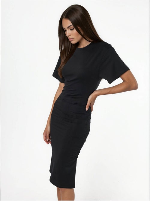 Robe courte t-shirt à col rond avec drapé busem - Kiabi Robe courte t-shirt à col rond avec drapé busem - Kiabi
