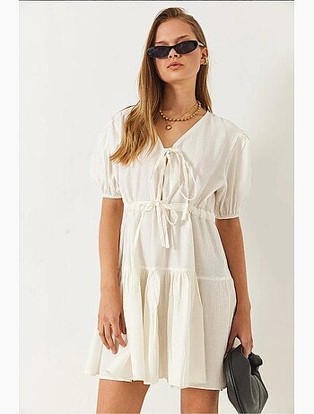 Robe courte tamara à col en v et lien sur le devant lucci