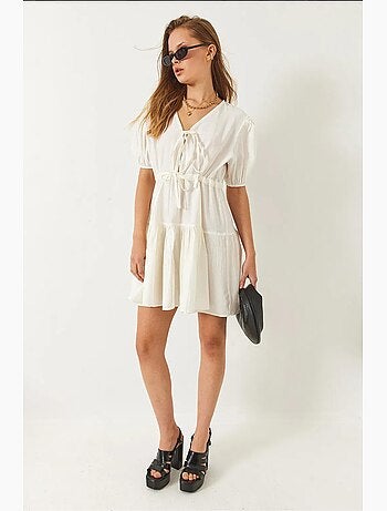 Robe courte tamara à col en v et lien sur le devant lucci