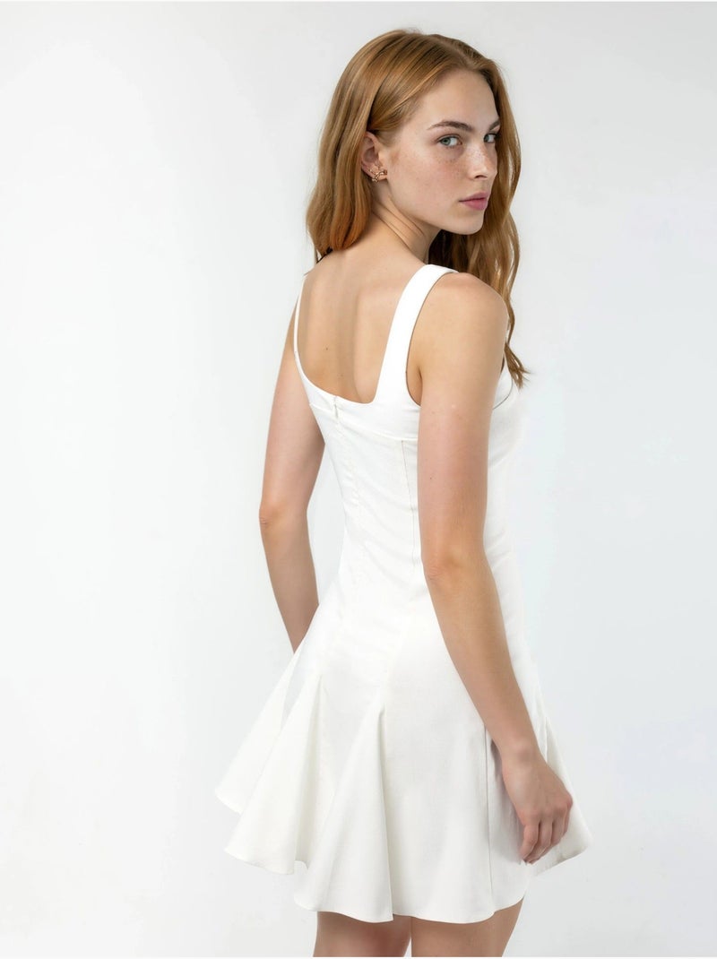 Robe courte trapèze à col carré Blanc - Kiabi