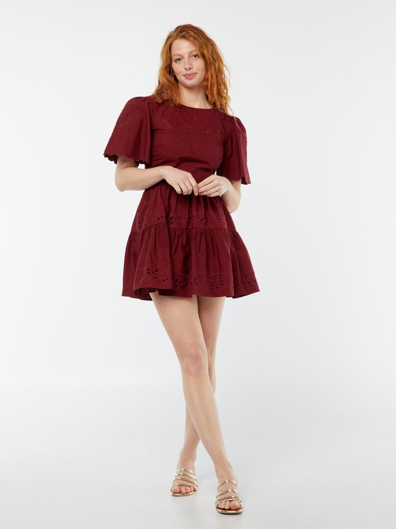 Robe courte unie avec broderies anglaises ROUGE - Kiabi