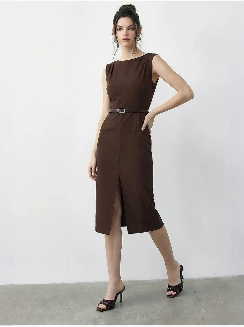 Robe crayon midi ceinturée à encolure bateau lucci Marron foncé - Kiabi