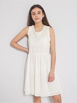 Robe crêpe à plumetis - Kiabi