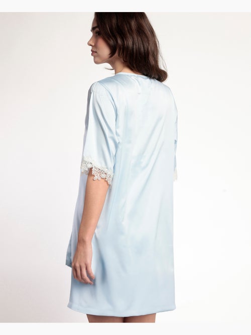 Robe de chambre à manches courtes en guipure pour femme ADMAS CLASSIC - Kiabi Robe de chambre à manches courtes en guipure pour femme ADMAS CLASSIC - Kiabi