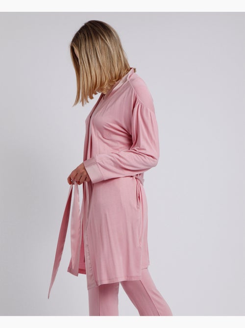 Robe de chambre en satin à manches longues et bandes pour femme ADMAS CLASSIC - Kiabi Robe de chambre en satin à manches longues et bandes pour femme ADMAS CLASSIC - Kiabi