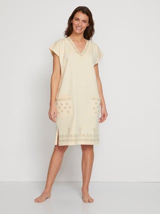 Robe de plage ample courte