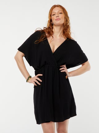 Robe de plage en maille crêpe avec encolure cache-coeur