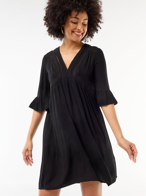 Robe de plage en maille crêpe et macramé - Kiabi