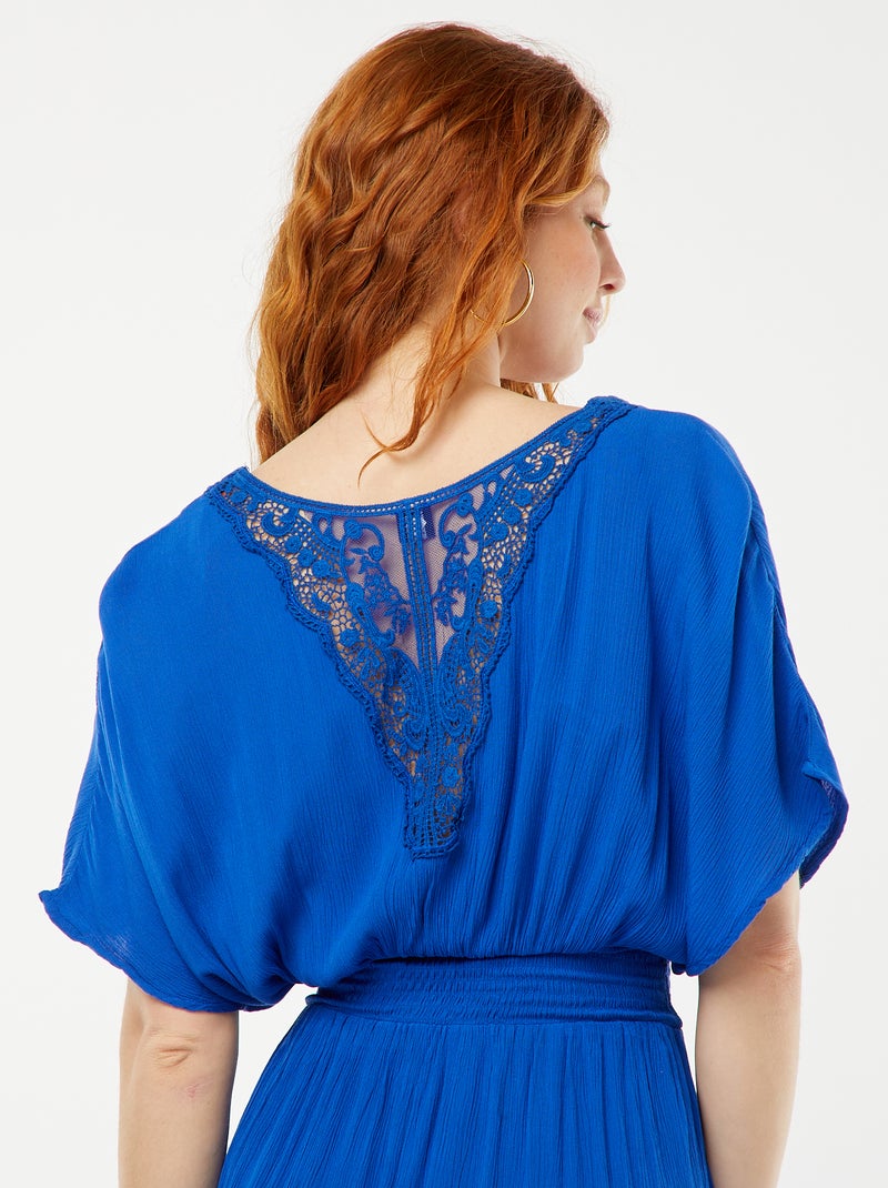 Robe de plage longue en maille crêpe avec détails macramé Bleu - Kiabi