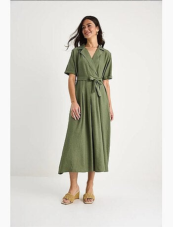 Robe d'été portefeuille à col en v et manches courtes avec ceinture lucci