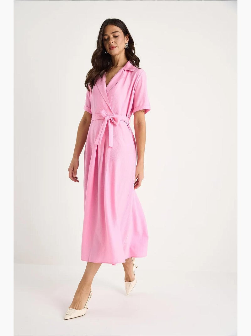 Robe d'été portefeuille à col en v et manches courtes avec ceinture lucci Rose fluo/Solinotes - Kiabi
