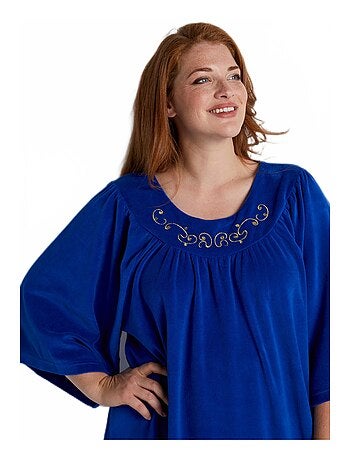 Robe d'hôtesse en velours