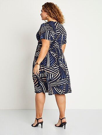 Robe droite courte cache-coeur graphique