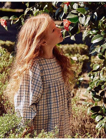 Robe en coton à carreaux et manches bouffantes