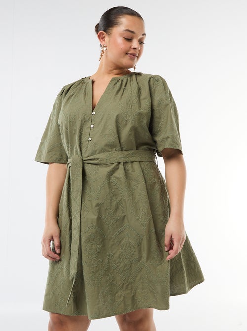 Robe en coton avec broderies anglaises - Kiabi