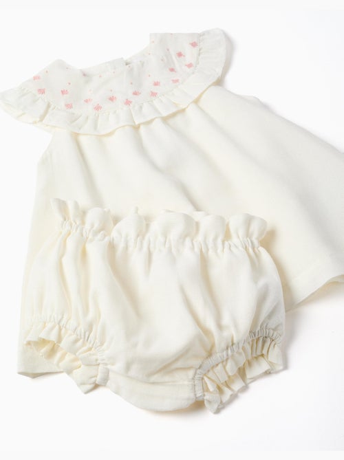 Robe en coton et lin avec broderie - Kiabi