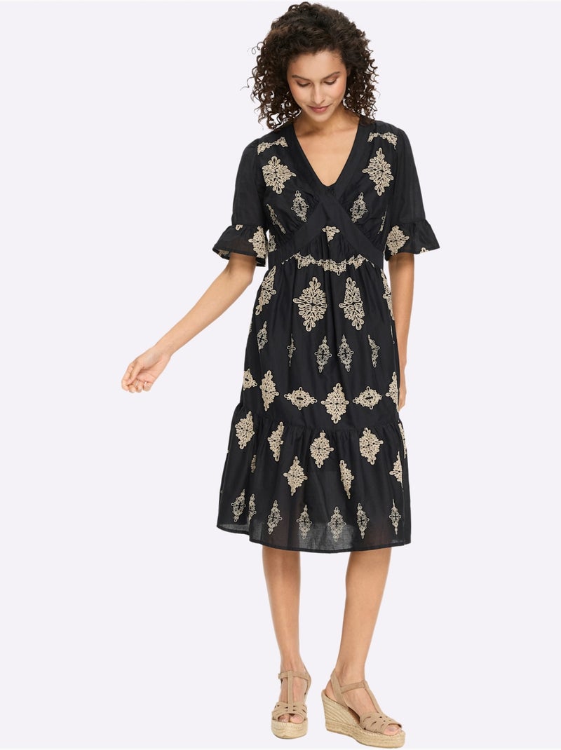 Robe En Coton Magnifique Broderie - Taille Standard - Helline Noir Beige - Kiabi