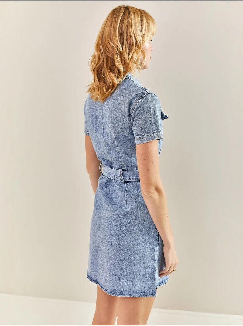 Robe en jean à boutons-pression et ceinture bianco lucci Bleu clair - Kiabi