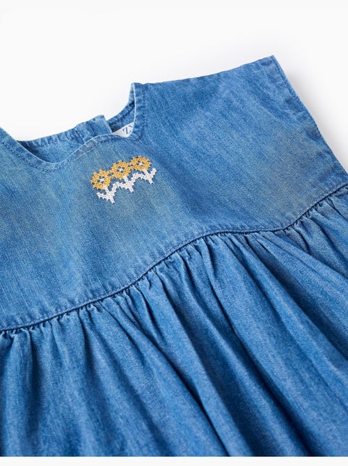 Robe en jean à manches courtes avec fleurs brodées - Kiabi