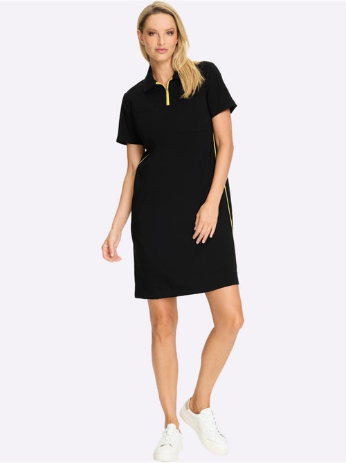 Robe En Jersey Bandes Latérales Contrastées - Taille Standard - Helline - Kiabi Robe En Jersey Bandes Latérales Contrastées - Taille Standard - Helline - Kiabi