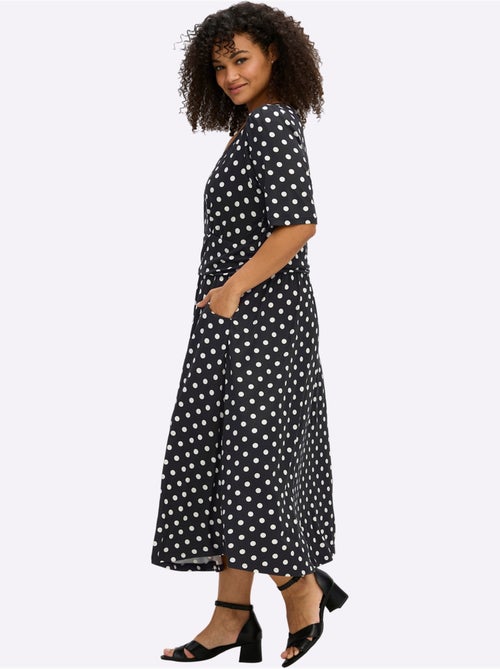 Robe En Jersey Joli Motif à Pois - Taille Standard - Sheego - Kiabi