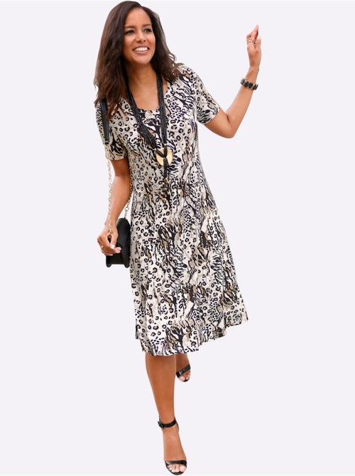 Robe En Jersey Motif Animal Tendance - Taille Courte - Witt - Kiabi Robe En Jersey Motif Animal Tendance - Taille Courte - Witt - Kiabi
