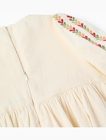Robe en lin à manches ballon et broderie