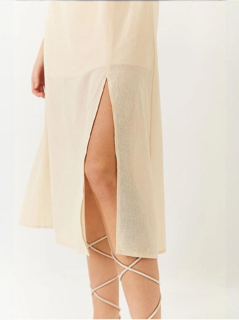 Robe en lin à manches bouffantes, col carré et fente dans le dos de bianco lucci Beige argile - Kiabi