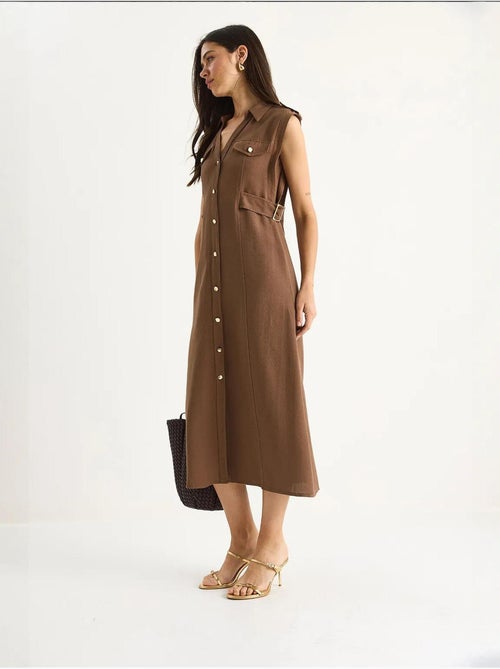Robe en lin avec boutons dorés et détails à la taille lucci - Kiabi Robe en lin avec boutons dorés et détails à la taille lucci - Kiabi